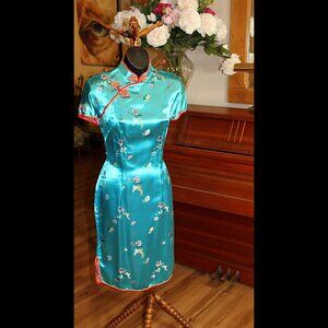Beautiful Satin Cheongsam /Qipau 90s-Y2K Dress
